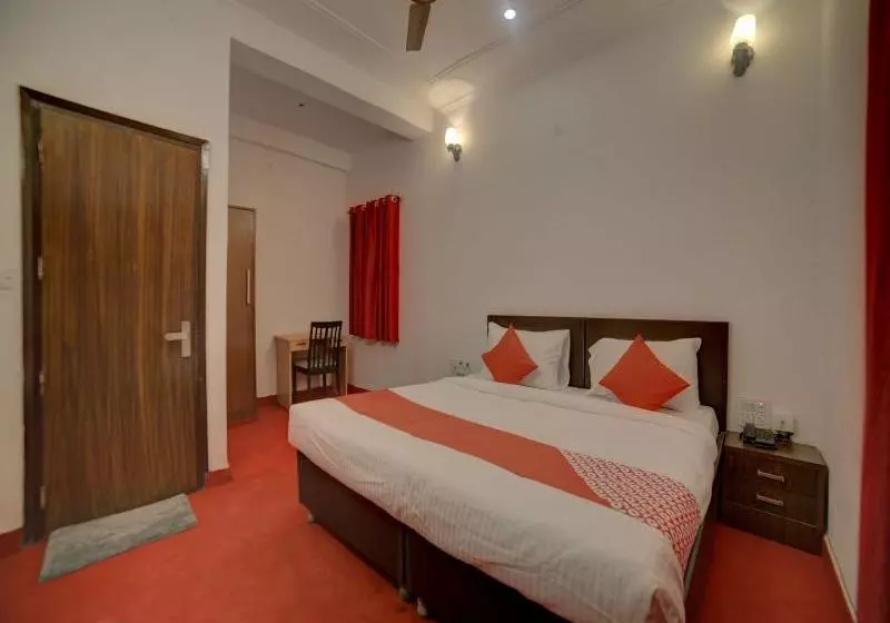 ホテル Oyo Flagship 30552 Sector 53