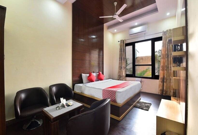 Отель Paradise By Oyo Rooms