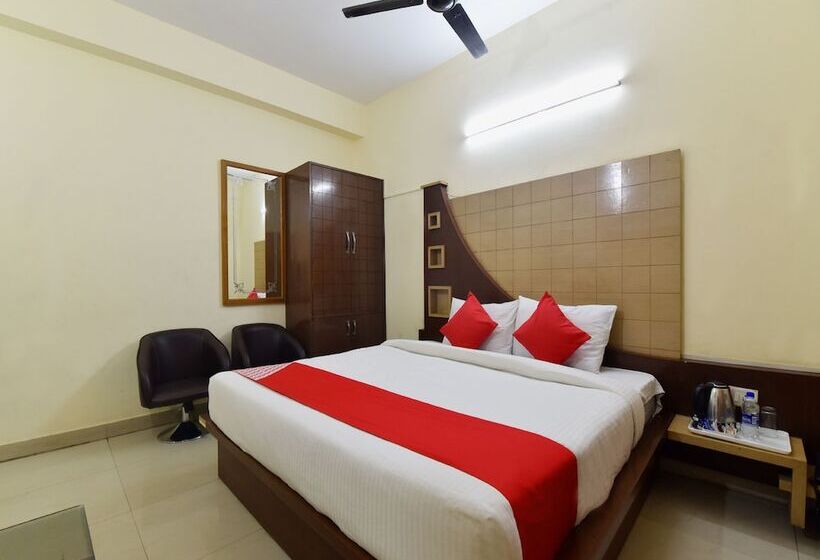 Отель Paradise By Oyo Rooms