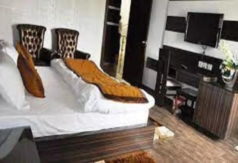 ホテル Riya Palace By Amazone Holidays