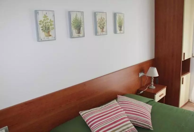 ペンション Affittacamere L Arcobaleno