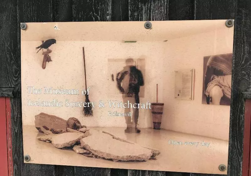 پانسیون Guesthouse Steinhusid