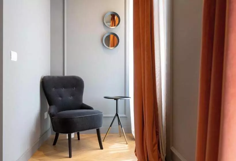پانسیون The Mendeli Suite