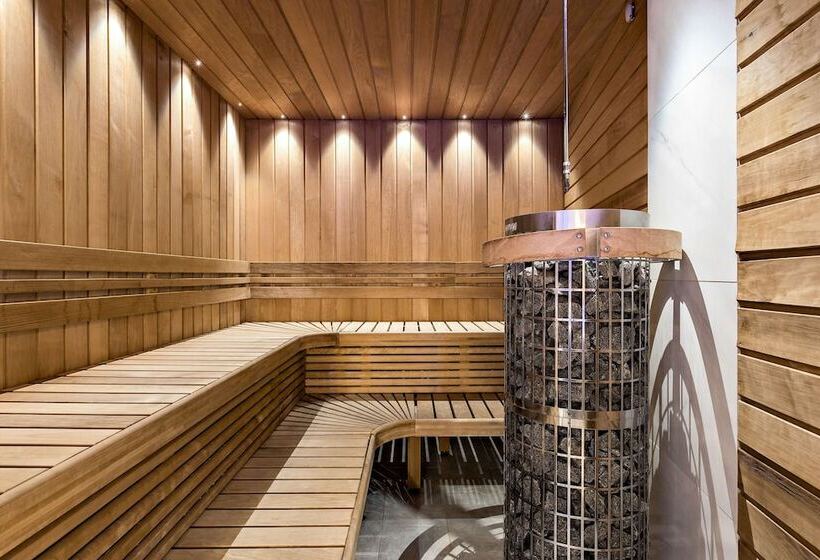 هتل Best Western Plaza