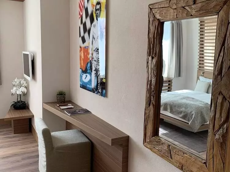 בית מלון כפרי Hôtel Rallye & Entrées Aux Bains De La Gruyère