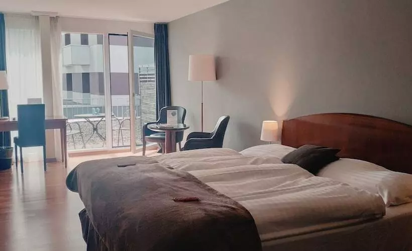 בית מלון כפרי Hôtel Rallye & Entrées Aux Bains De La Gruyère