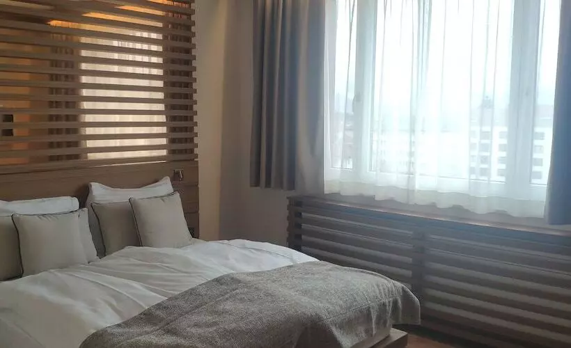 בית מלון כפרי Hôtel Rallye & Entrées Aux Bains De La Gruyère