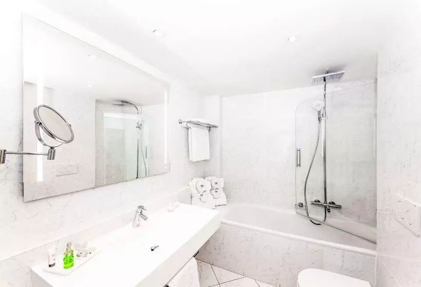 هتل Geneva By Fassbind