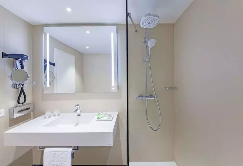 هتل Geneva By Fassbind