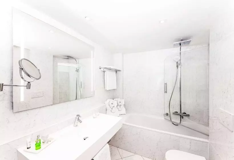 هتل Geneva By Fassbind