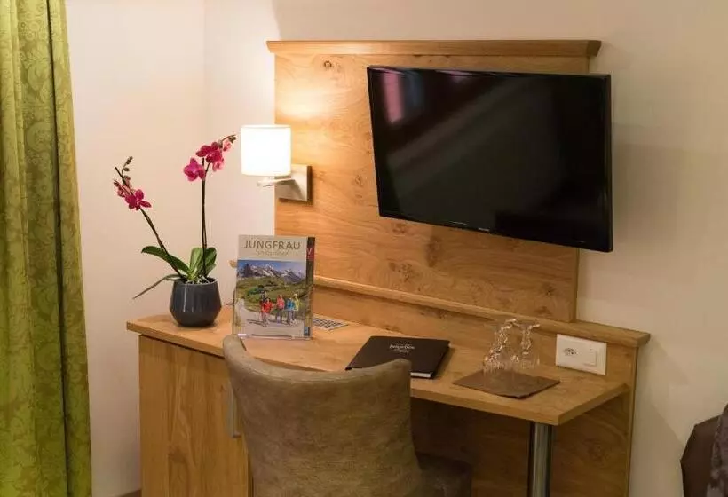 酒店 Restaurant Hirschen