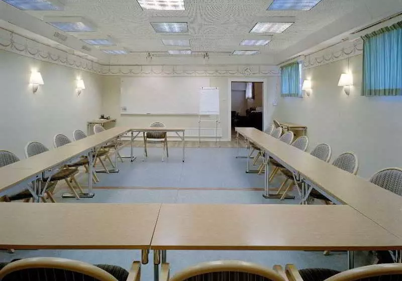 Отель Scandic Bromma