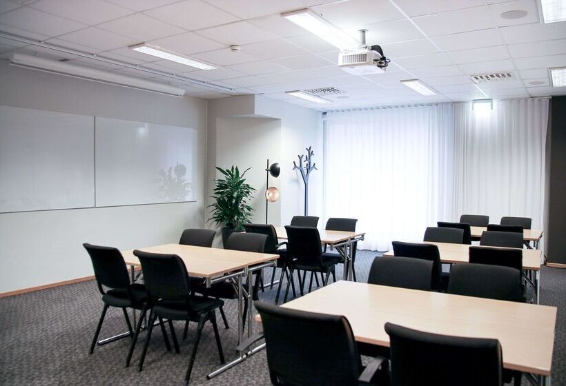 هتل Scandic Plaza Borås