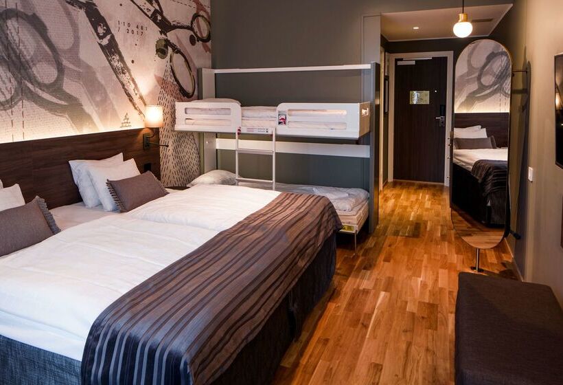 هتل Scandic Plaza Borås