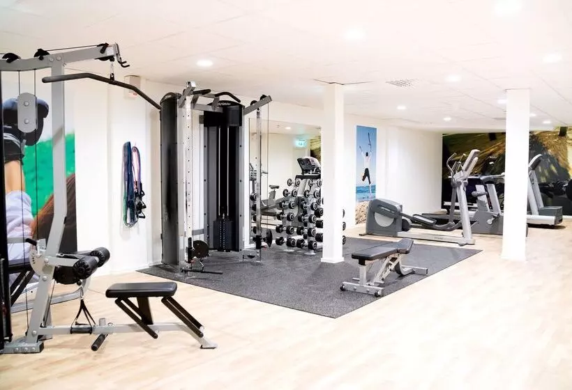 酒店 Scandic Plaza Borås