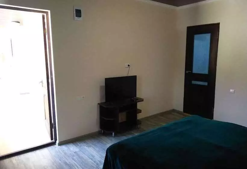 Aamiaismajoitus (B&B) Guest House Ayaz