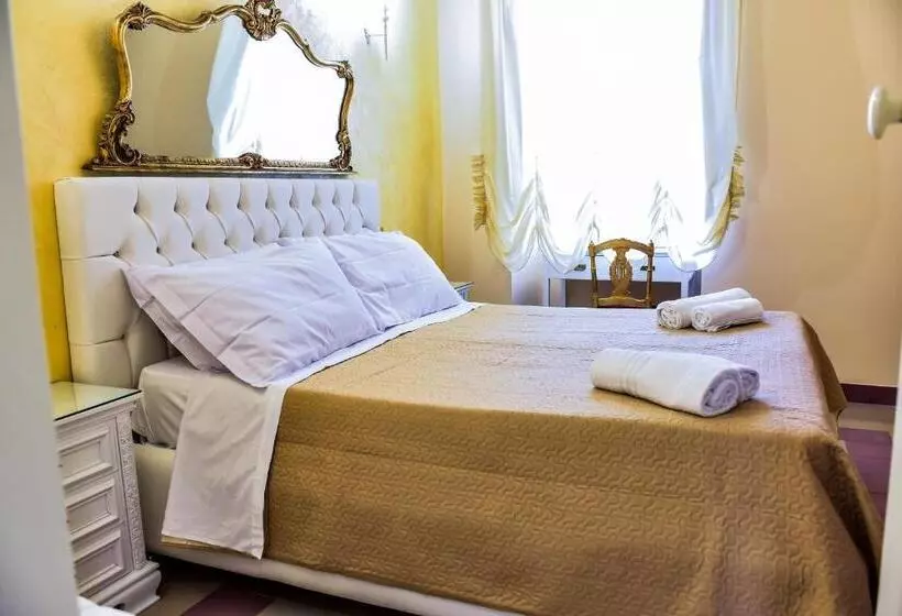 تختخواب و صبحانه Palazzo Degli Affreschi