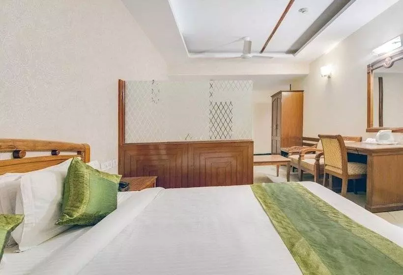 Itsy Hotels Auzone & Spa