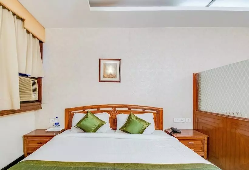 Itsy Hotels Auzone & Spa