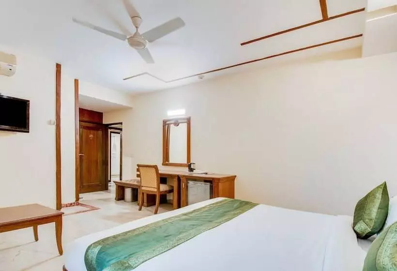 Itsy Hotels Auzone & Spa