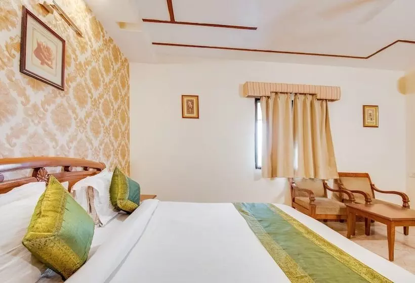 Itsy Hotels Auzone & Spa