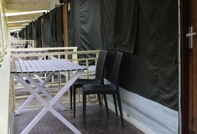 فندق Nature's Valley Resort