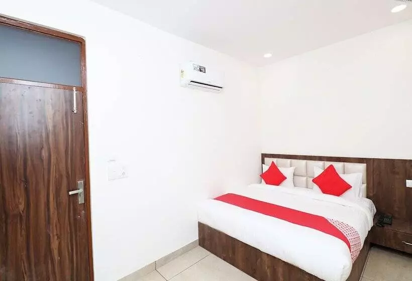 ホテル Rohtak Residency By Oyo Rooms