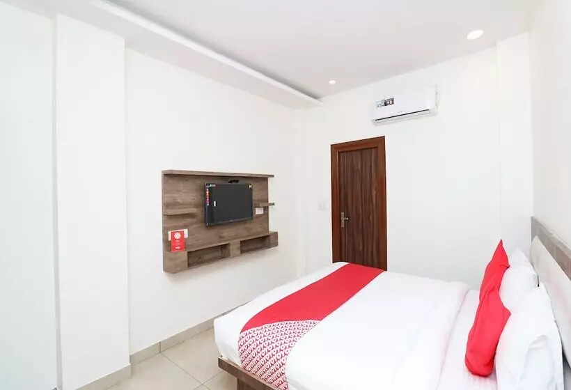 ホテル Rohtak Residency By Oyo Rooms