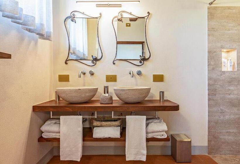 فندق ريفى Capanna Suites