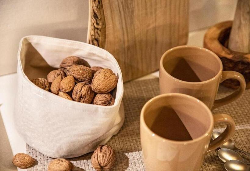 فندق ريفى Capanna Suites