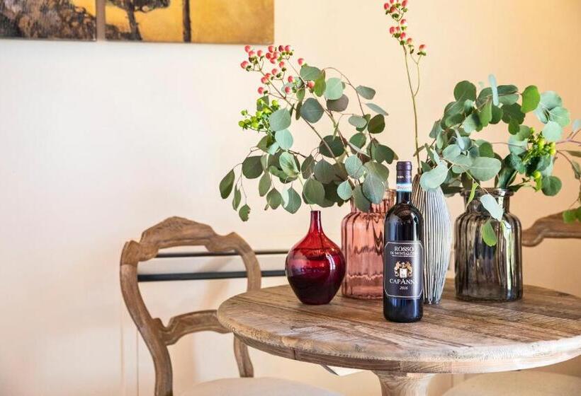 فندق ريفى Capanna Suites