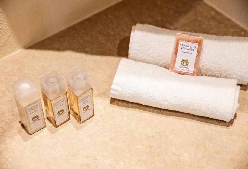 فندق ريفى Capanna Suites