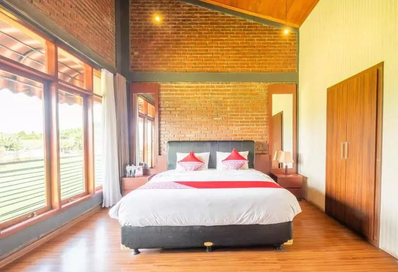ホテル Villa Buleud By Oyo Rooms