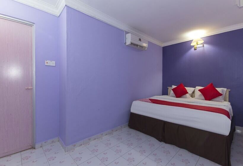 Oyo 906 Happy 92 Hotel Lumut