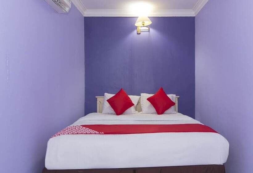 Oyo 906 Happy 92 Hotel Lumut