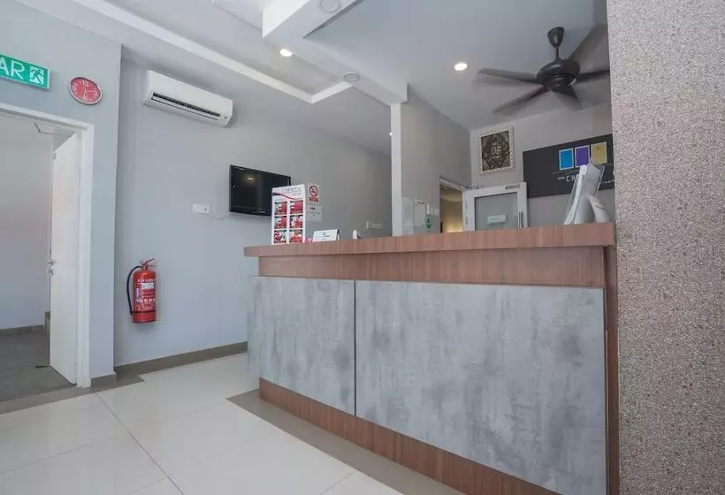 Oyo 906 Happy 92 Hotel Lumut