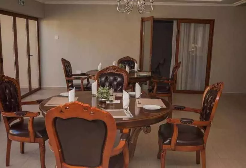 Peaconwood Boutique B&b