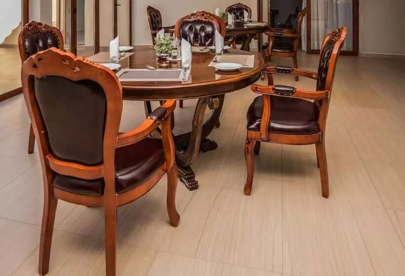 Peaconwood Boutique B&b