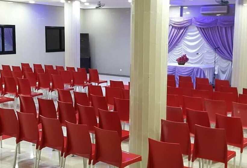 Résidence Mbissine Diouf