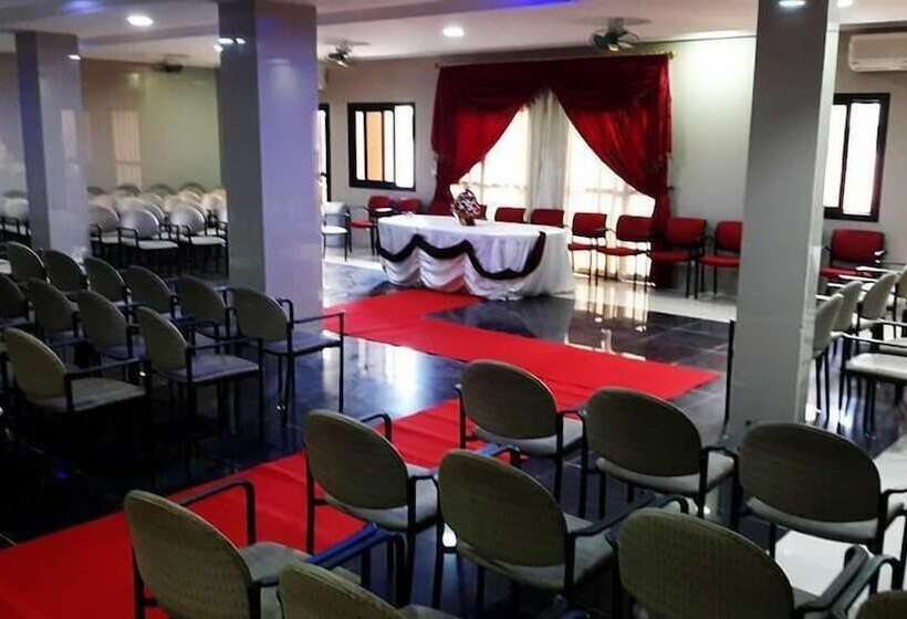 Résidence Mbissine Diouf