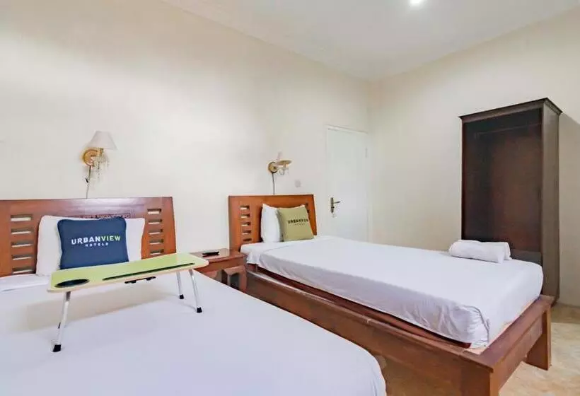 Urbanview Hotel Mon Bel Cibodas By Reddoorz