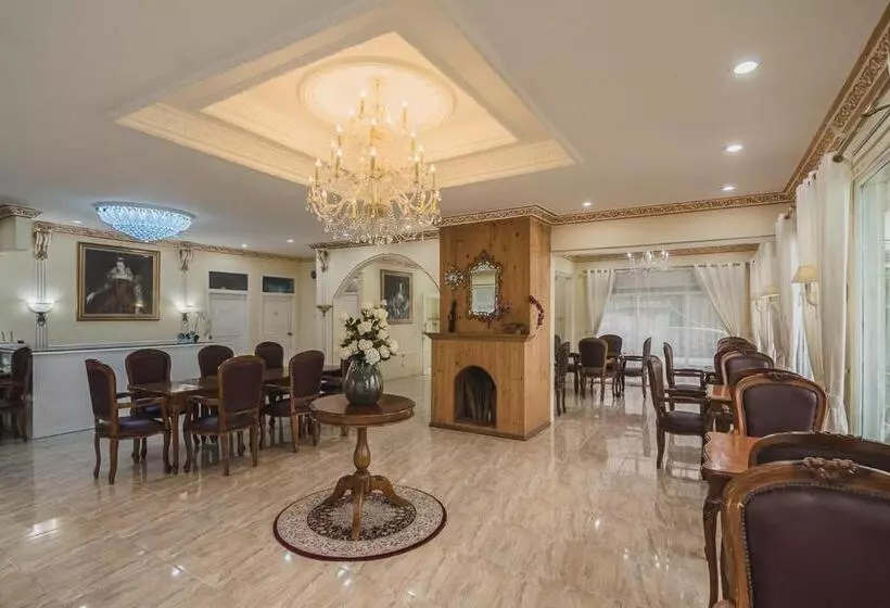 Urbanview Hotel Mon Bel Cibodas By Reddoorz
