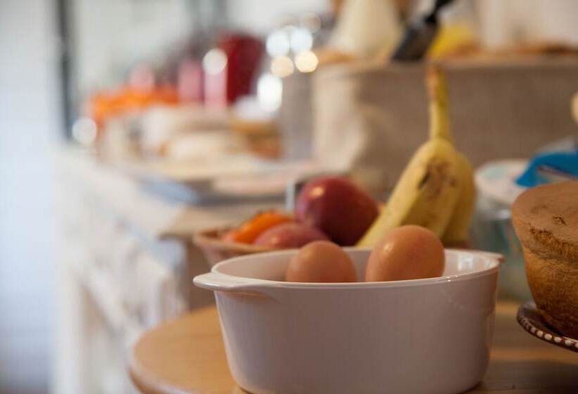 تختخواب و صبحانه Casa Mariolas