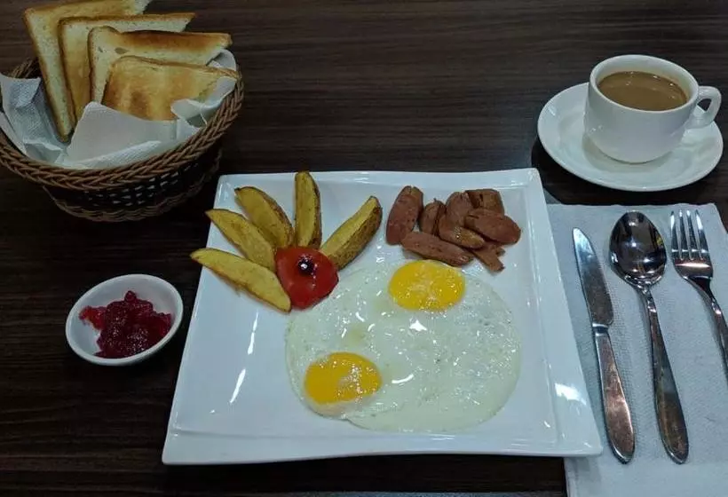 هتل Aadarsha Inn By Oyo Rooms