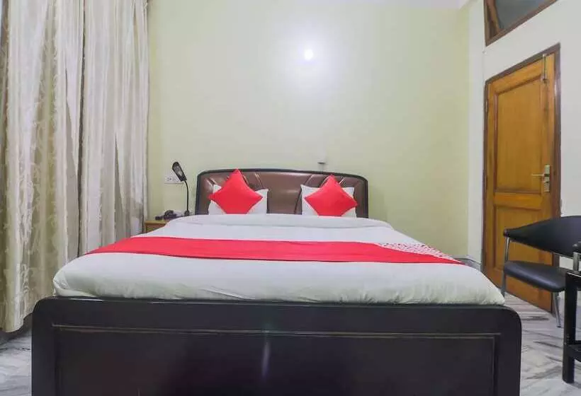 ホテル Baruah's Guest House By Oyo Rooms