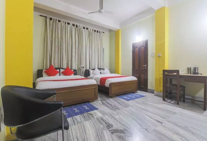 ホテル Baruah's Guest House By Oyo Rooms
