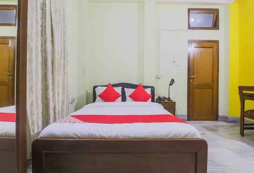 ホテル Baruah's Guest House By Oyo Rooms