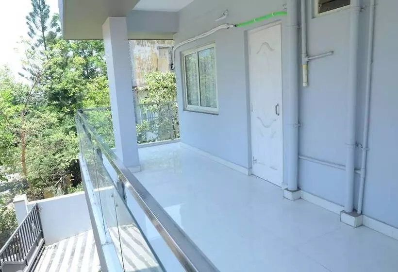 Hotelli Brundavan Suites