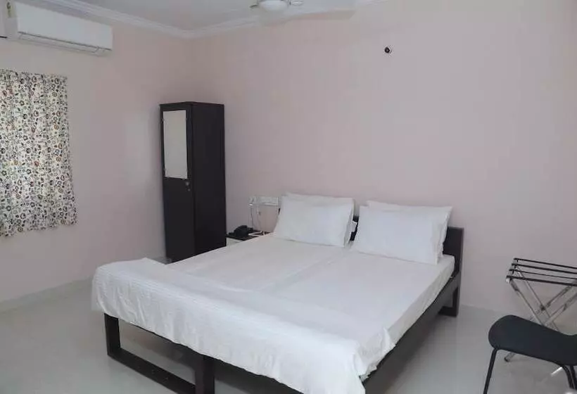 Hotelli Brundavan Suites