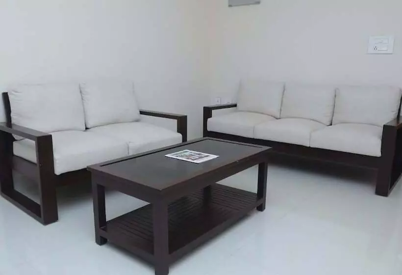 Hotelli Brundavan Suites